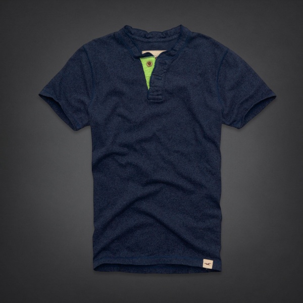 Hollister Hombres Ponte de pie de cuello Corto Remera HCO3928